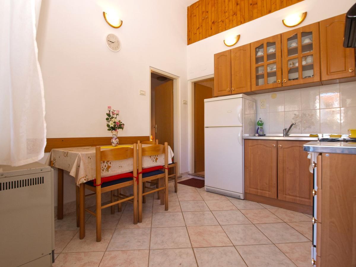 Apartments Mladen 1588 Pula Extérieur photo