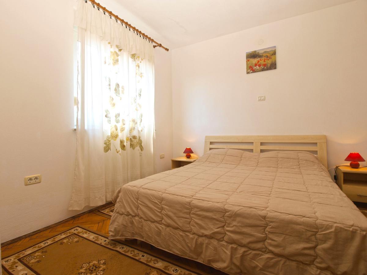 Apartments Mladen 1588 Pula Extérieur photo