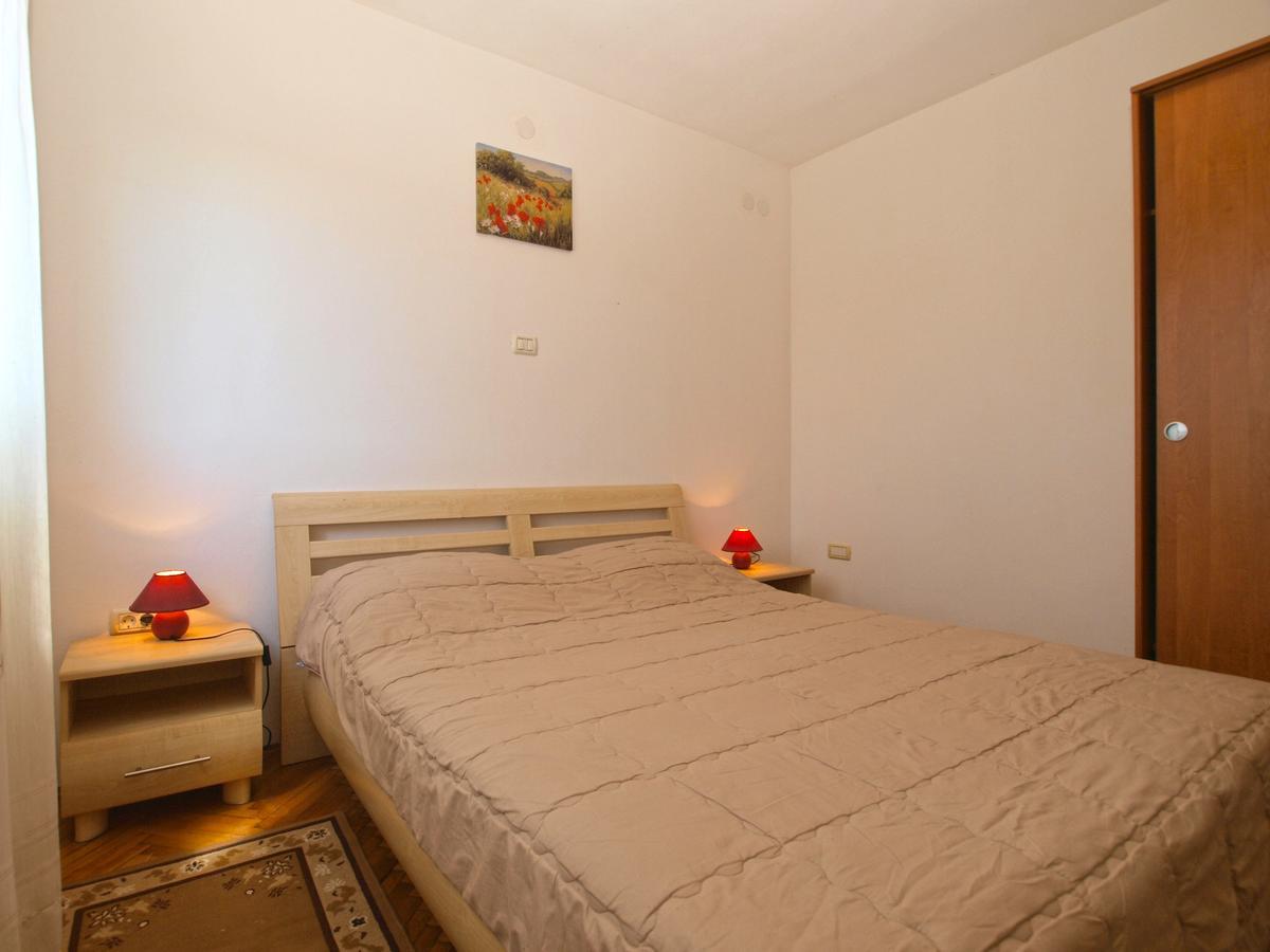 Apartments Mladen 1588 Pula Extérieur photo